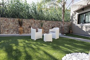 SEA GARDEN LUXURY ROOMS
