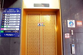 K-Grand Hostel Sinchon
