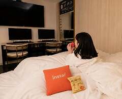 Instar Hotel