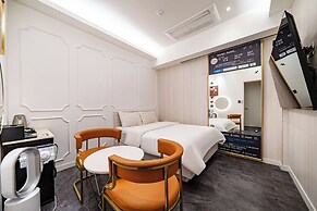 Instar Hotel