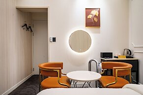 Instar Hotel