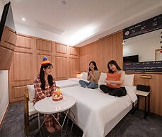 Instar Hotel
