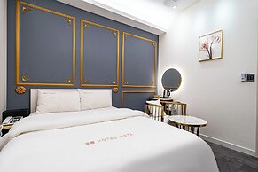 Instar Hotel