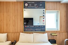 Instar Hotel