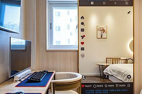 Instar Hotel