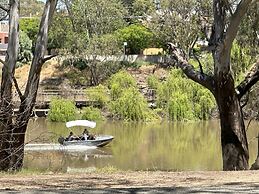 Deniliquin Riverside Caravan Park