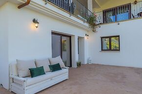 Hotiday Elite Suites Porto Rotondo