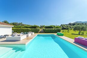 Hotiday Elite Suites Porto Rotondo