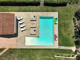 Hotiday Elite Suites Porto Rotondo