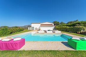 Hotiday Elite Suites Porto Rotondo