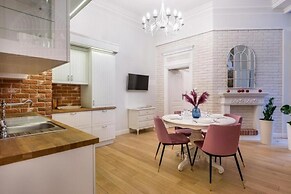 The Eleven by Fragola Apartments