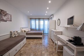 Casa Rosa Beige e Blu
