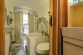 Giardino Segreto - Via Foria 216
