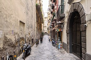 Via Avvocata 25