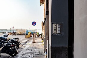 Via Niccolò Tommaseo 14