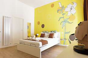Santa Patrizia a Chiaia Apartment - Terra
