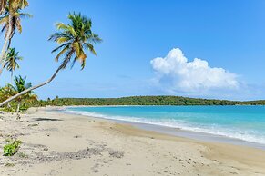 Walk to Playa La Chata! Casita w/ Pool Access