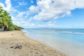 Walk to Playa La Chata! Casita w/ Pool Access