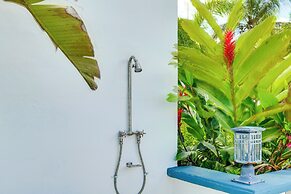 Walk to Beach! Vieques Casita w/ Pool Access