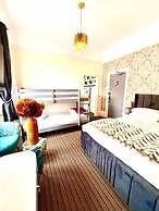 The Carlton Hotel