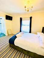 The Carlton Hotel
