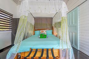 Coral Wing Casitas