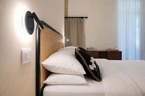 CAVA Urban Relais