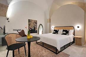 CAVA Urban Relais