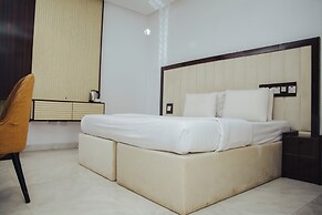 The Rock Aparthotel