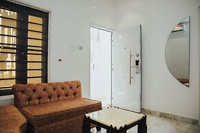 The Rock Aparthotel