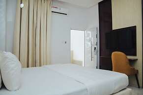 The Rock Aparthotel
