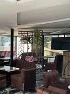 The Rock Aparthotel