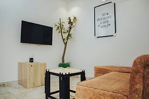The Rock Aparthotel