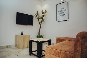 The Rock Aparthotel