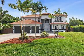 Glam Manor by Glam Homes