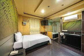 SOO HOTEL