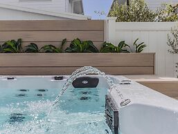 Black Wattle Beach House