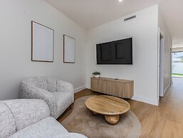 Black Wattle Beach House