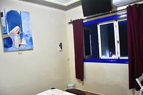 bluemoon house