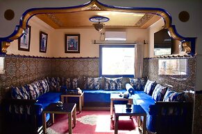 bluemoon house