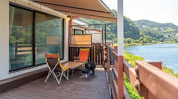 Hongcheon Huttopia Glamping