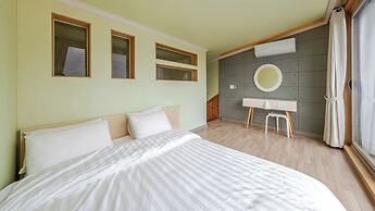 Hongcheon Huttopia Glamping