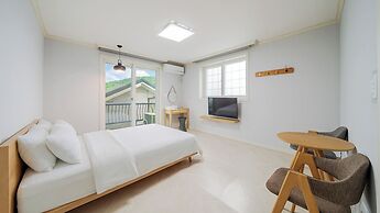 Goseong Natural House Pension