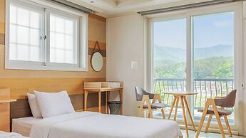 Goseong Natural House Pension
