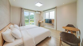 Goseong Natural House Pension