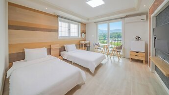 Goseong Natural House Pension