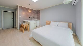Goseong Natural House Pension