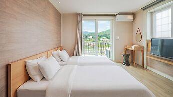 Goseong Natural House Pension