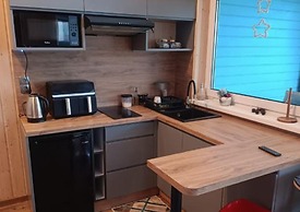 Large Holiday Home, Summer Pool, Sauna, Jacuzzi