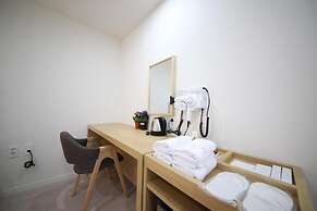 HARU HOTEL